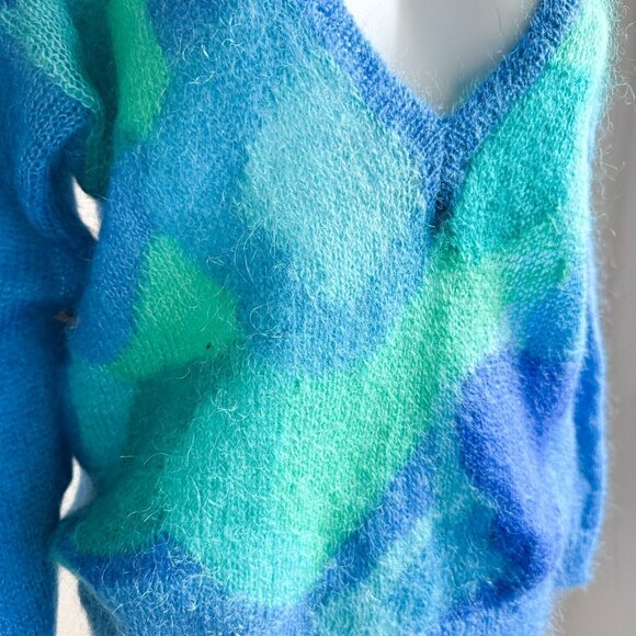Jeanne Pierre Vintage wool Angora Wool Blue Geometric Prit Loe V Neck Sweater M - Picture 3 of 6